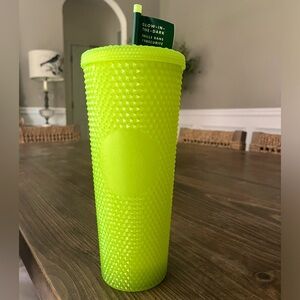 Starbucks NWT Glow In The Dark Tumblr Cup